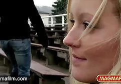 Sonderling gab einem Kerl anal nackte dralle frauen