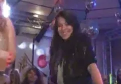 Die süße Natasha spricht vor der Webcam xnxx fette frauen
