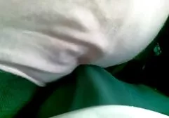 Butt Plug mit einem schönen Arsch Diese saftige französische dralle frauen Schlampe deutet deutlich auf tiefen Analsex mit einem großen Schwanz hin