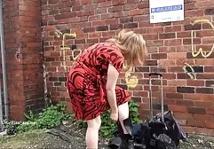 Der junge Schelm nimmt ihren Handjob vor der Kamera auf, als ihr Freund unerwartet alte frauen grosse titten früh von der Arbeit kommt