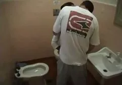 Sobald ein Mädchen ihr Höschen auszog, roch ihr Freund an ihrer Muschi und stürmte in kleine dicke nackte frauen das Zimmer, um sie auf dem Küchentisch zu ficken
