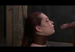 Maskierte rosa Schlampe nimmt professionell einen Fang mit extrem dicke frauen einem Schluck Sperma