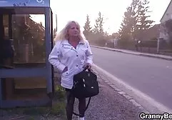 Kerl dicke junge frauen fickt Muschi um den Ring