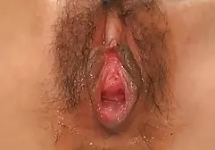 Die rothaarige Hündin bestellt Pizza und trifft einen Kurier mit nackten Brüsten, und der Mann ist sicherlich froh darüber und nimmt es zur Auslieferung in Form, indem er eine große Hündin in youporn dicke frauen eine sehr schöne Muschi fickt