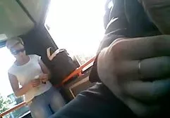 Drei Mitglieder gleichzeitig im Anal, eine zinnige Menge von Männern furzt in der nackte dicke frauen Spitze einer unersättlichen Hure