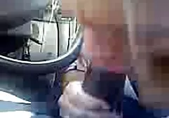 Der Typ folgte seiner Schwester und er sah, wie sie dicke frauen titten zu ihrer Freundin ging und als sie sich ins Haus schlich, sah er, wie die Frauen sich mit Fotzen gegenseitig rieben und er stapelte sich sowohl auf die Wange als auch in die Muschi